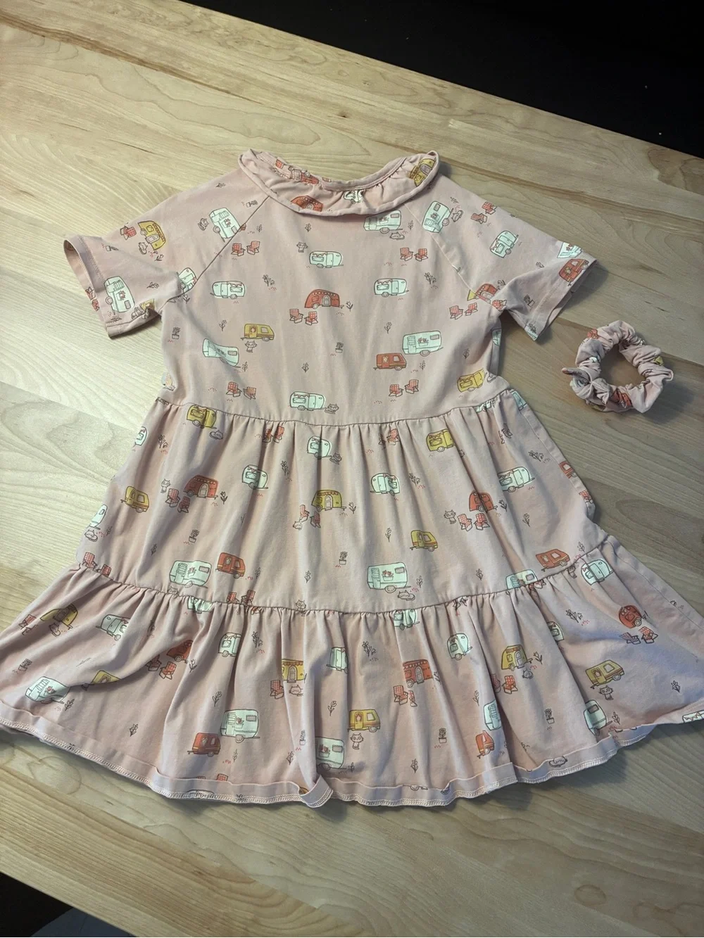 Souris Mini Girls' Pink Caravan Print Tiered Summer Dress with Scrunchie - Picture 2 of 4